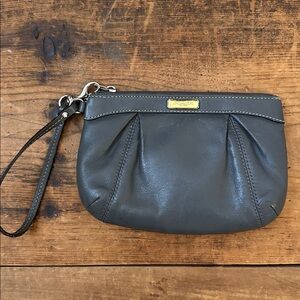 Coach Vintage Legacy Wristlet Champagne Leather with Zip Closure